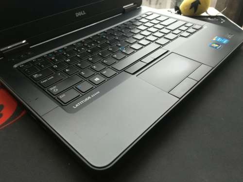 FINAL PRICE DROP!*SUPERFAST**DELL LATITUDE E5440 i5-4300u**8GB RAM*HD DISPLAY*500GB WD HDD*